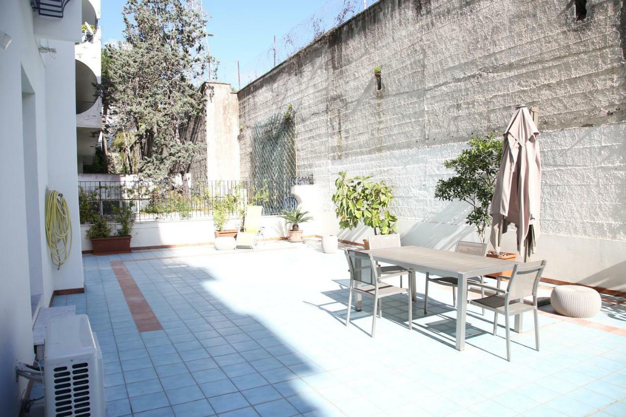 Sorrento Coast Suites B&B Екстериор снимка