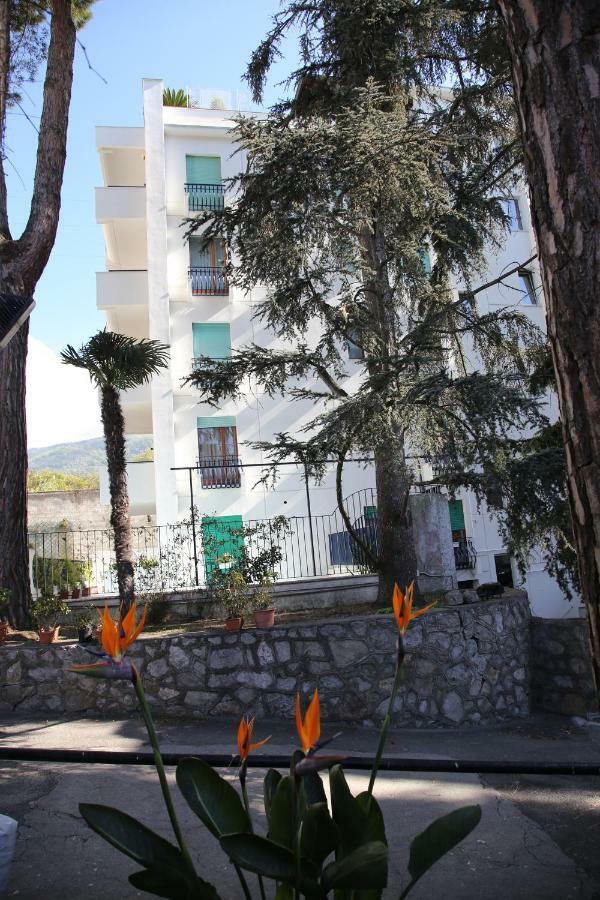 Sorrento Coast Suites B&B Екстериор снимка